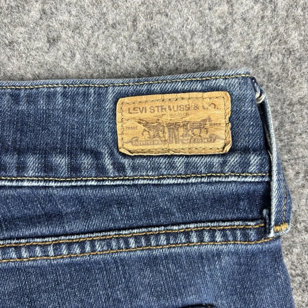 Levi's 526 Slender Bootcut Jeans Women's 6 Medium Y2K Medium‎ Wash Red Tab Denim